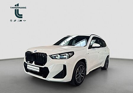 BMW iX1 xDrive30 Navi Bluetooth PDC Kurvenlicht