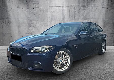 BMW 530d xDrive Touring mit **M-Paket & LED-Licht**