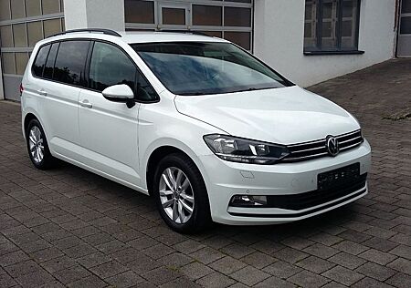 VW Touran Volkswagen 2.0 TDI SCR Comfortline BMT * 1.Hand *