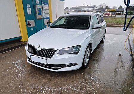 Skoda Superb 2.0 TDI SCR 140kW DSG Ambition Combi ...