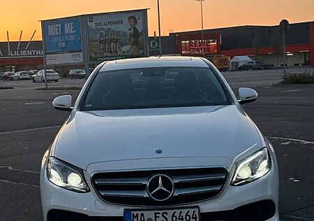 Mercedes-Benz E 220 d AVANTGARDE Autom. mit Garantie