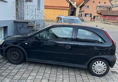 Opel Corsa 1.0 -