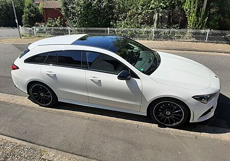 Mercedes-Benz CLA 250 Shooting Brake 4M AMG Line/8fach bereift