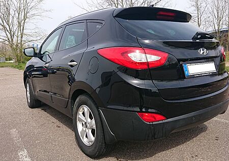 Hyundai ix35 gebraucht kaufen Hyundai ix35 2.0 CRDi 135kW Black&Steel 4WD Automati...
