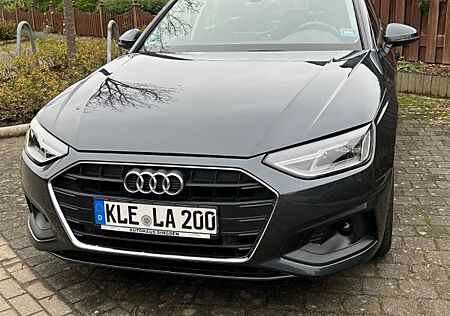 Audi A4 30 TDI S tronic Avant -