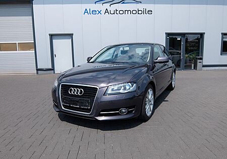 Audi A3 2.0 TDI Ambition Navi Bi-Xenon PDC SHZ Tempo.