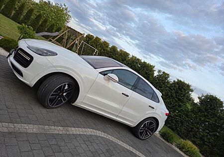 Porsche Cayenne Coupe Turbo Garantie - Sportaus.