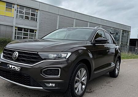 VW T-Roc Volkswagen 1.5 TSI DSG