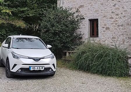 Toyota C-HR Hybrid 1.8hp JBL Navi SHZ Keyless