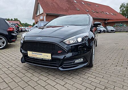 Ford Focus Turnier ST