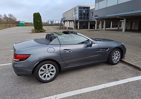 Mercedes-Benz SLC 200 (172.434) AMG-Line