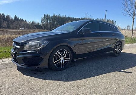 Mercedes-Benz CLA 220 Shooting Brake CDI / d 4Mati