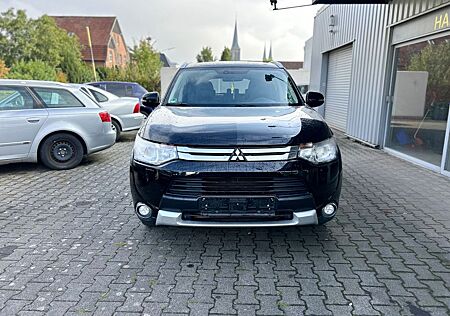 Mitsubishi Outlander Style+ Instyle 4WD