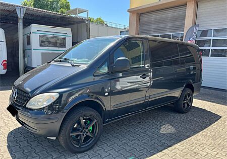Mercedes-Benz Vito 4X4 115CDI Automatik Panoramadach Standheiz