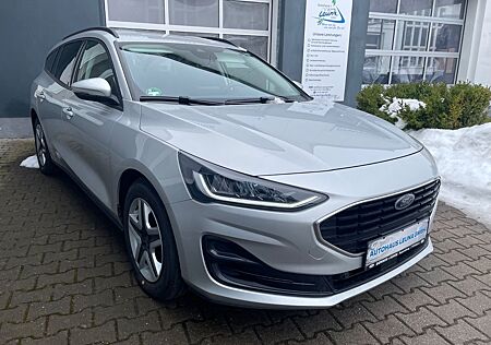 Ford Focus Kombi TDCi120 Auto NAV/LED/SHZ/FSH/DAB/Tem