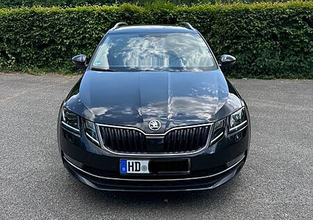 Skoda Octavia 2.0 TDI SCR DSG Style Combi Lenkardhzng