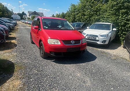 VW Touran Volkswagen Trendline