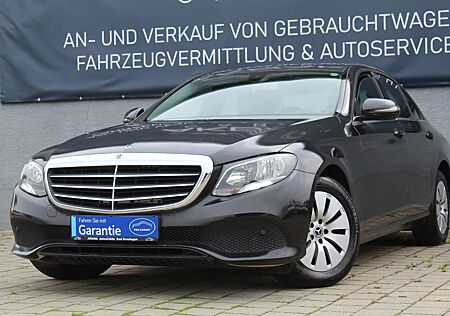 Mercedes-Benz E 200 E 200d Lim. LEDER NAVI TEMPOMAT SHZG KAMERA PDC