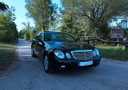 Mercedes-Benz E 280 MOPF*MEMORY*VOLLLEDER*8FACH