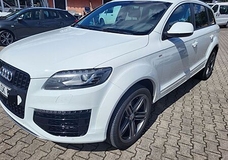 Audi Q7 3.0 TDI quattro S-line, 7-Sitzer, Standheiz.