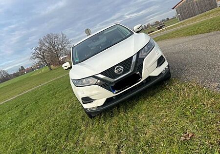 Nissan Qashqai 1.2 DIG-T Tekna Tekna - TÜV NEU!