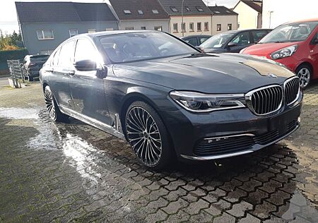 BMW 750 Baureihe 7 Lim i xDrive