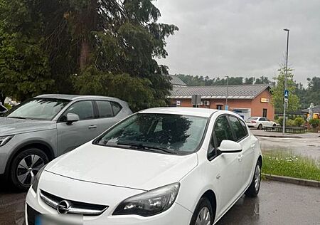 Opel Astra 1.4 Turbo Edition 103kW Edition