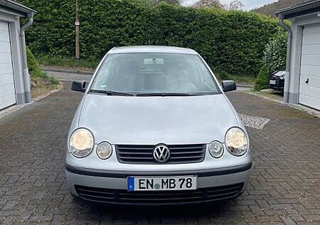VW Polo Volkswagen 1.2 47kW Basis