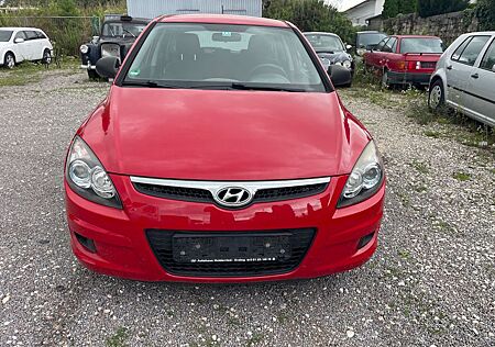 Hyundai i30 1.6 CRDi 66 kW Classic