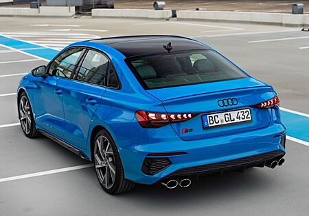 Audi S3 HUD MATRIX KEYLESS PANO AMBIENT BANG