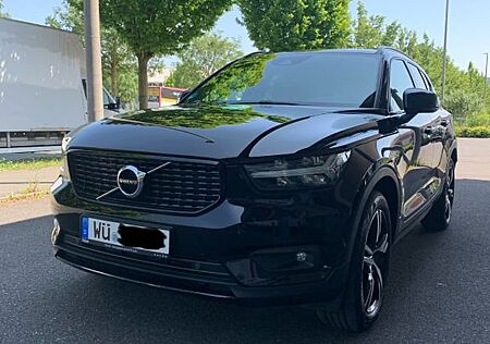Volvo XC 40 XC40 B4 R Design Geartronic R Design Top-Zustand