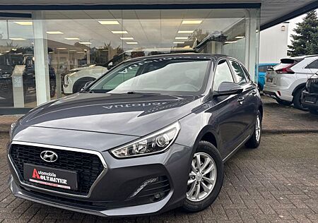 Hyundai i30 gebraucht kaufen Hyundai i30 Select*PDC*Klima*