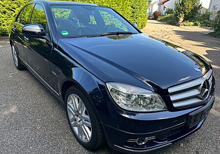 Mercedes-Benz C 200 Kom. Lim. Aut. Avantgarde Stand Heizung