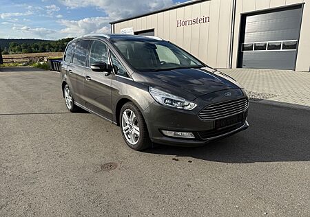Ford Galaxy Titanium °7.SITZE°PANO°KAMERA°SPUR°AHK°++