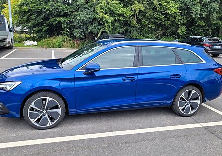 Seat Leon e-HYBRID Xcellence top Ausstattung GARANTIE