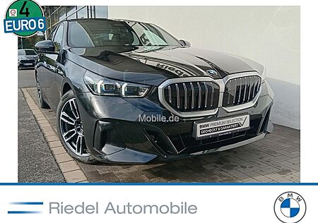 BMW 520i M Sportpaket*Komfortsitze*AHK*h/k*adapLED*