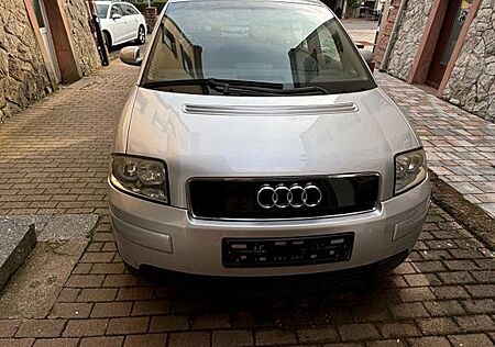 Audi A2 1.4 -
