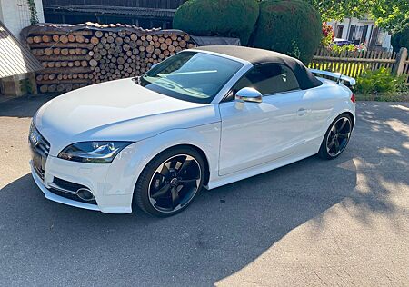 Audi TTS Roadster 2.0 TFSI quattro
