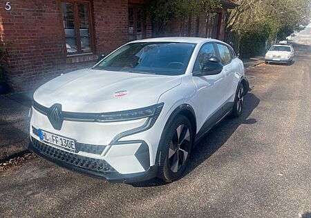 Renault Megane E-Tech 130