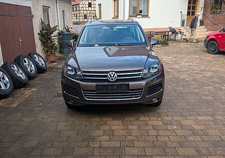 VW Touareg Volkswagen 3.0 V6 TDI Tiptronic BlueMotion Tech...