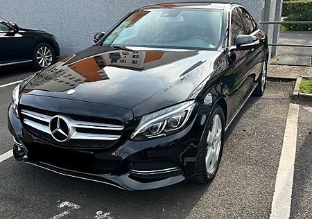 Mercedes-Benz C 180 AVANTGARDE
