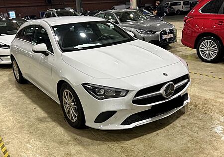 Mercedes-Benz CLA 180 Shooting Brake CLA 180 CDI SHOOTING BRAKE * NAVIGATION * LED