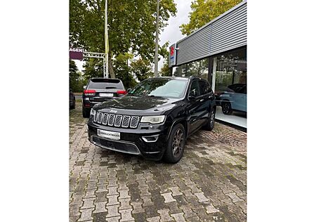 Jeep Grand Cherokee Overland 3.0 CRD V6 Luftfederung