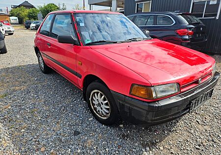 Mazda 323