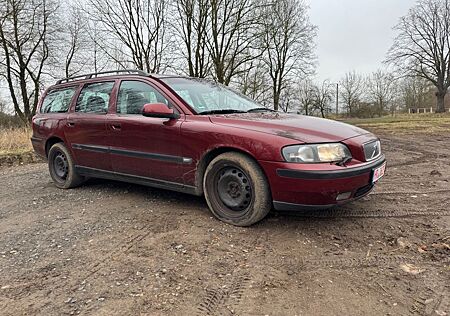 Volvo V70 2.4 125kW Premium LPG fahrbereit
