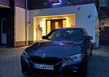 BMW 320i -M Paket / Harman Kardon