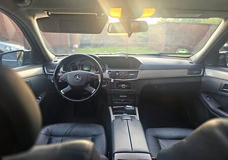 Mercedes-Benz 300 E-Klasse