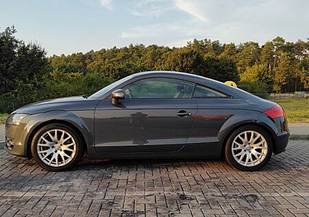 Audi TT Coupe 1.8 TFSI -