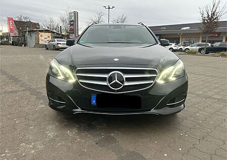 Mercedes-Benz E 350 BlueTEC 4MATIC T AVANTGARDE AVANTGARDE