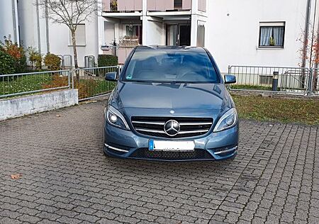 Mercedes-Benz B 180 CDI BlueEFFICIENCY -